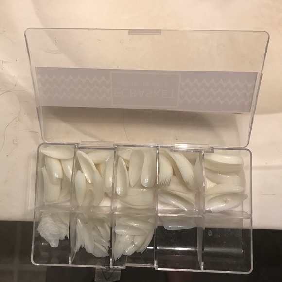 Acrylic nails - Picture 2 of 2